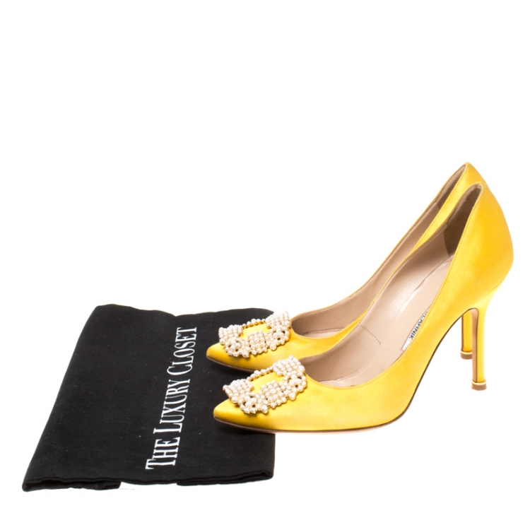Pre Owned Manolo Blahnik Yellow Satin Hangisi Pearl Embellished Pumps Size 37.5