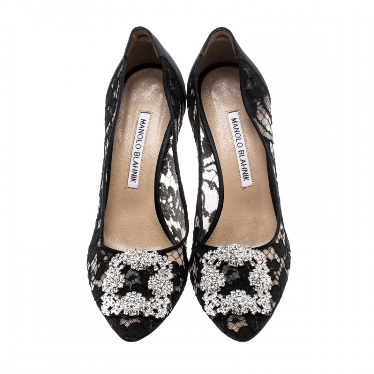 مملوكة مسبقًا Manolo Blahnik Black Lace and Satin Hangisi Pointed Toe Pumps Size 37.5