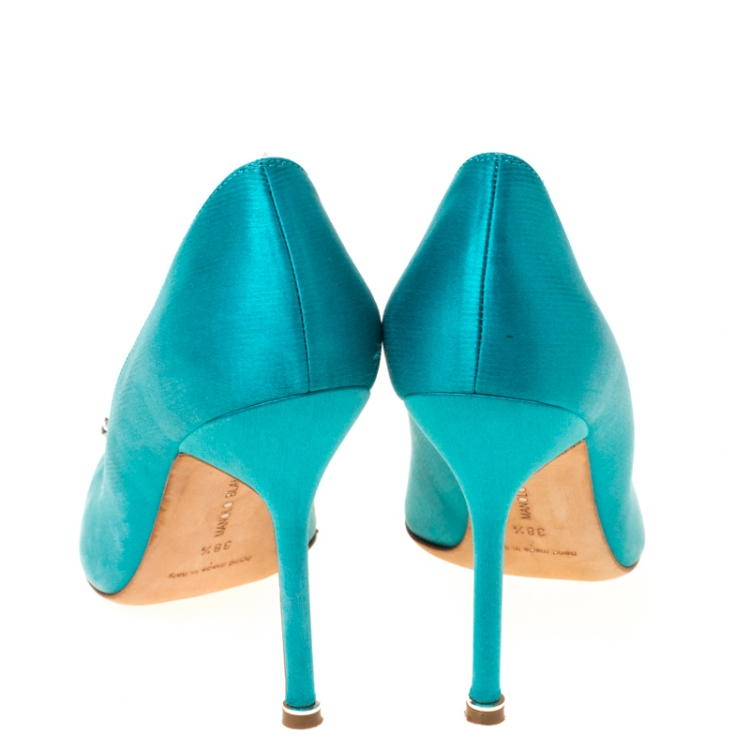 Pre Owned  Manolo Blahnik Turquoise Satin Hangisi Jewel Pumps Size 38.5