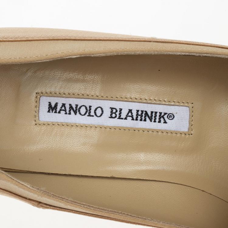 Pre Owned Manolo Blahnik Fokionas Satin Pointed Toe Pumps Size 38.5