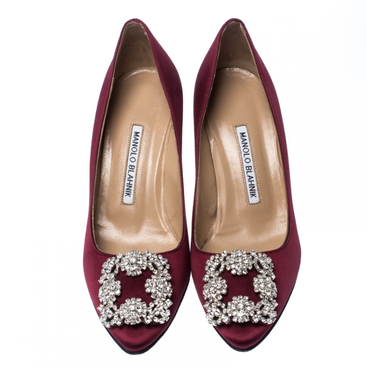 Pre Owned Manolo Blahnik Burgundy Satin Hangisi Crystal Embellished Pointed Toe Pumps Size 37