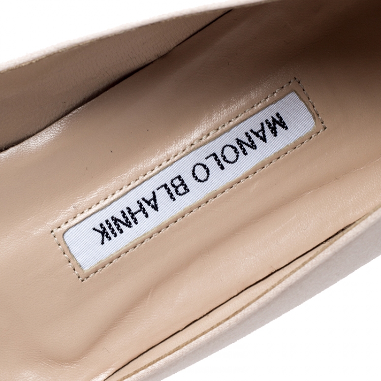مملوكة مسبقًا Manolo Blahnik Beige Satin Hangisi Ballet Flats Size 39