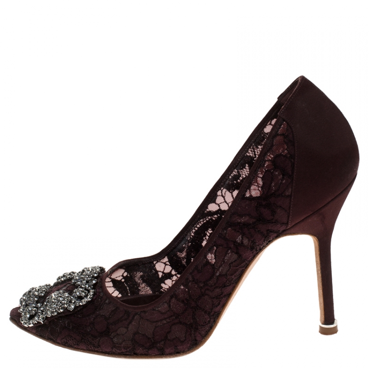 Pre Owned Manolo Blahnik Burgudy Lace And Fabric Hangisi Embellished Pointed Toe Pumps Size 35.5