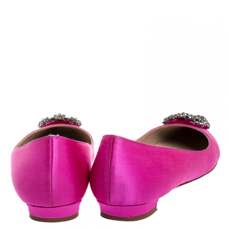 Pre Owned Manolo Blahnik Magenta Satin Hangisi Ballet Flats Size 39