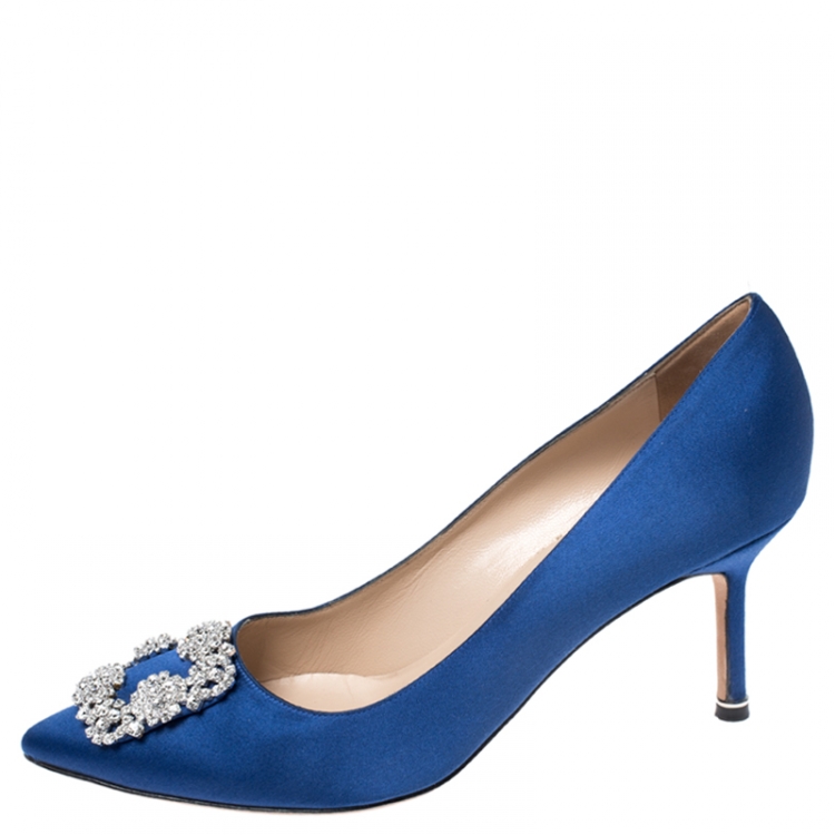 Pre Owned Manolo Blahnik Blue Satin Hangisi Crystal Embellished Pointed Toe Pumps Size 39.5