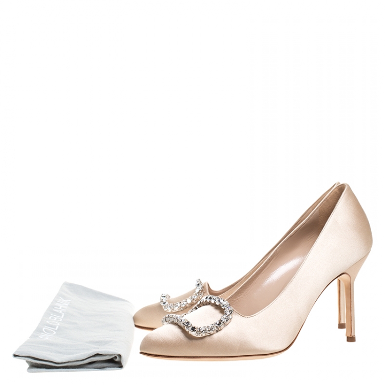 Pre Owned Manolo Blahnik Beige Crystal Embellished Satin Olek Pumps Size 37