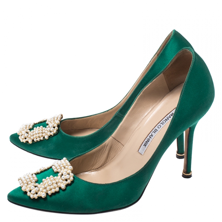 Pre Owned Manolo Blahnik Green Satin Hangisi Embellished Pointed Toe Pumps Size 38.5
