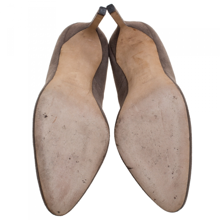 Pre Owned Manolo Blahnik Grey Suede BB Pumps Size 38.5