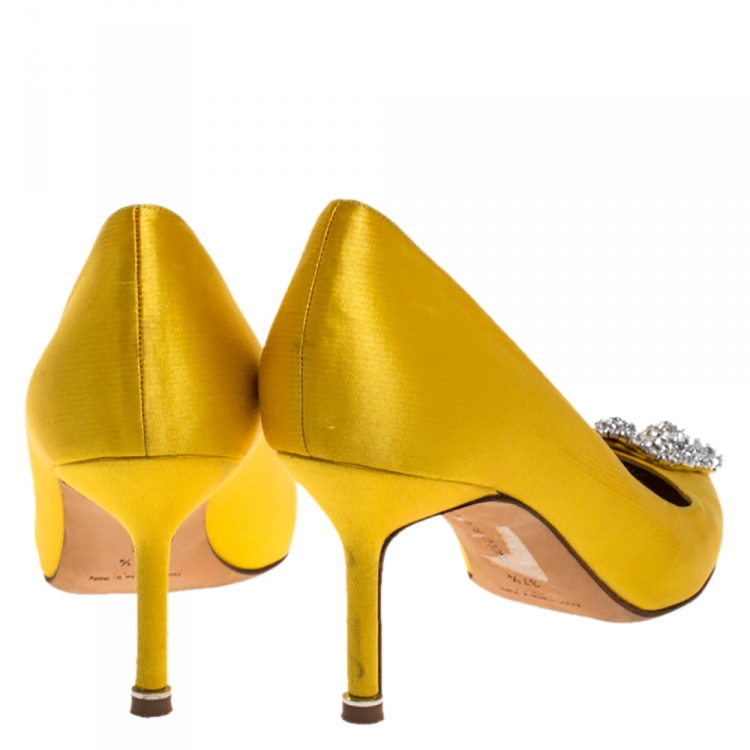 Pre Owned Manolo Blahnik Yellow Satin Hangisi Crystal Embellished Pumps Size 37.5