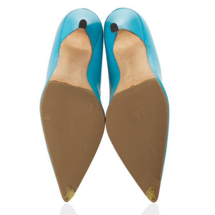 Pre Owned Manolo Blahnik Blue 'BB' Pointy Toe Pumps Size 37.5
