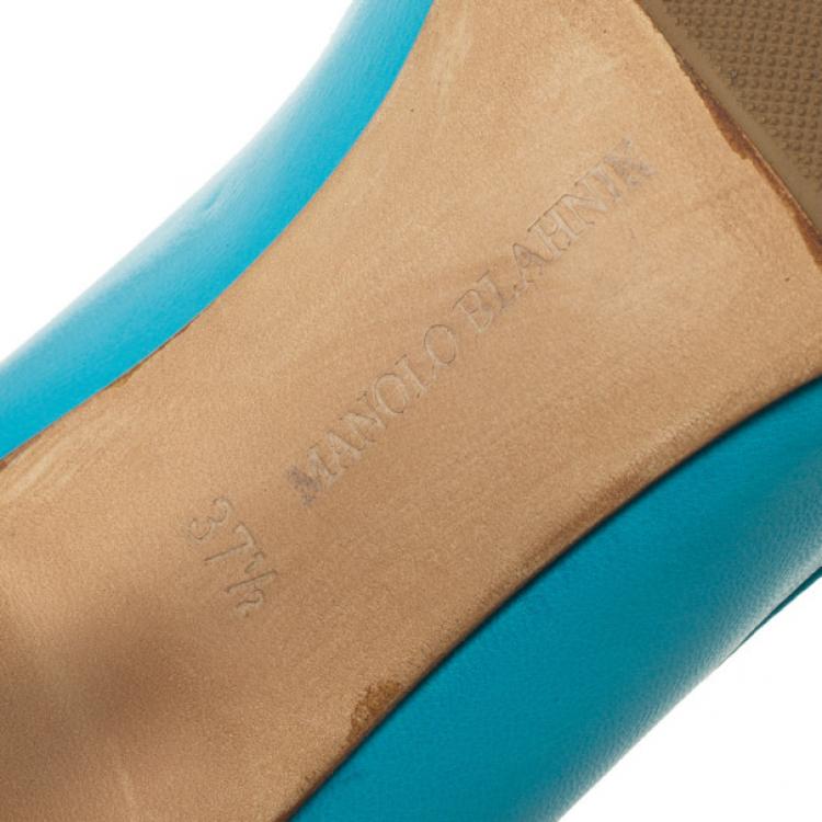 Pre Owned Manolo Blahnik Blue 'BB' Pointy Toe Pumps Size 37.5