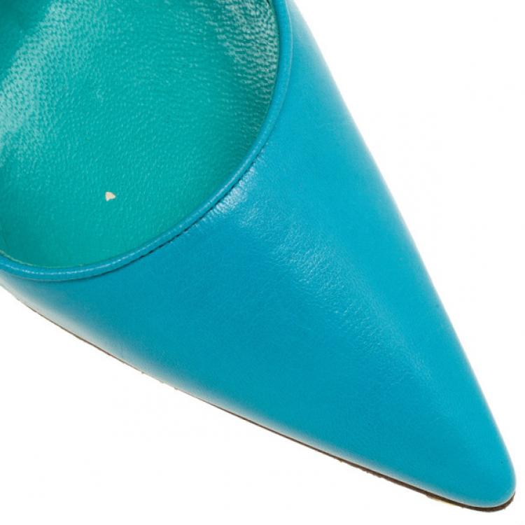Pre Owned Manolo Blahnik Blue 'BB' Pointy Toe Pumps Size 37.5