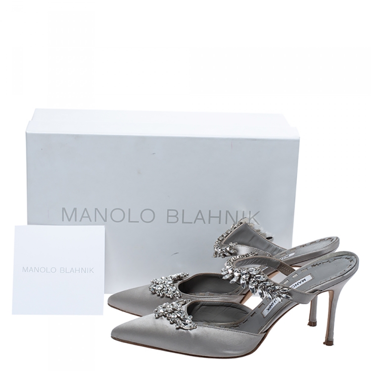 Pre Owned Manolo Blahnik Grey Satin Crystal Embellshed Lurum Sandals Size 38