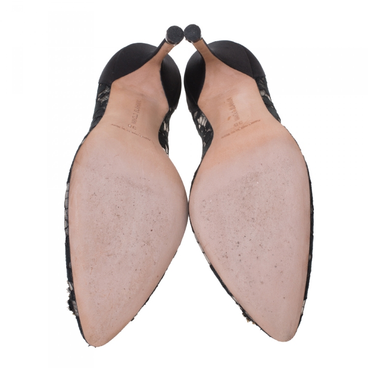 Pre Owned Manolo Blahnik Black Lace and Satin Hangisi Pointed Toe Pumps Size 38