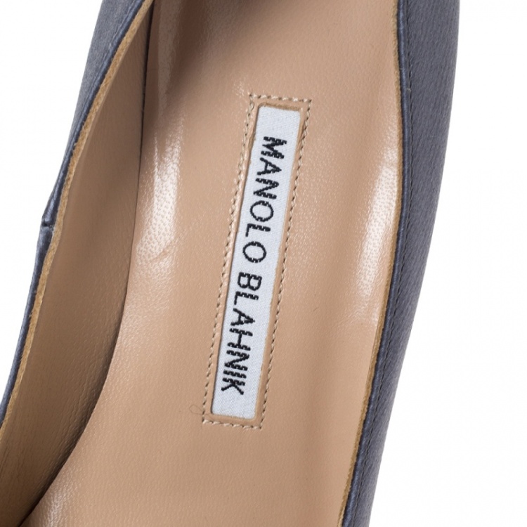 Pre Owned Manolo Blahnik Metallic Ash Grey Satin Hangisi Crystal Embellished Pumps Size 37.5