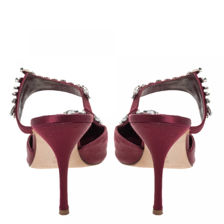 Pre Owned Manolo Blahnik Burgundy Satin Lurum Crystal Embellished Pointed Toe Sandals Size 40