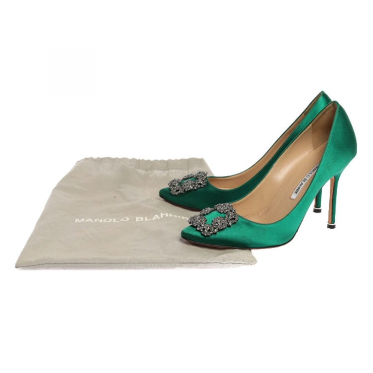Pre Owned Manolo Blahnik Green Satin Hangisi Crystal Embellished Pumps Size 38.5