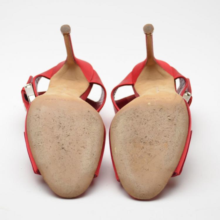 Pre Owned Manolo Blahnik Red Satin Buckled Sandals Size 38