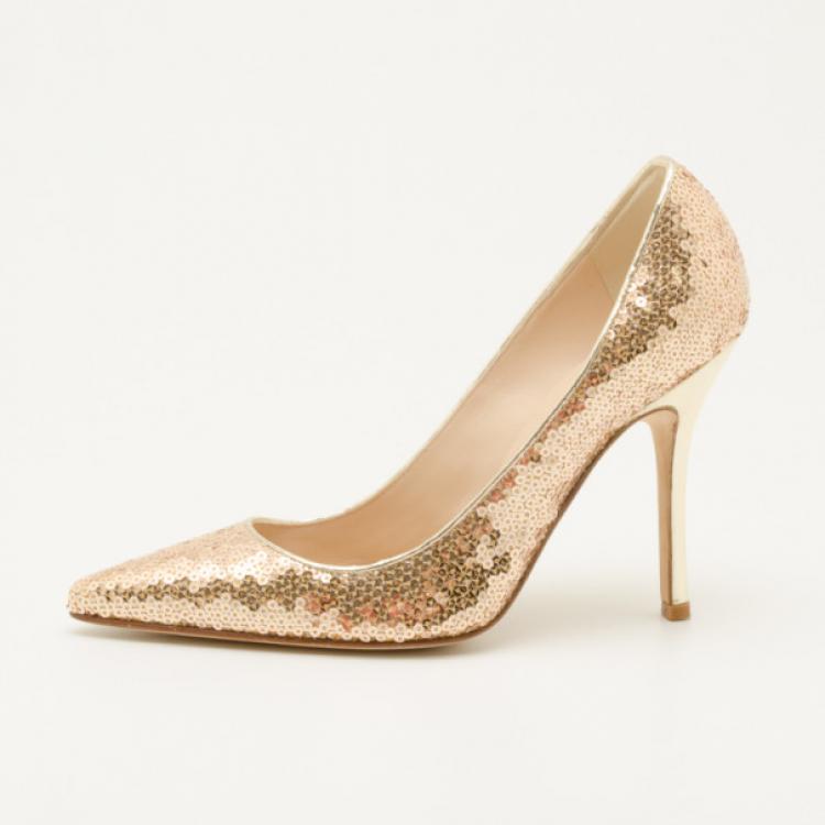 Pre Owned Manolo Blahnik Gold Sequin Pumps Size 35