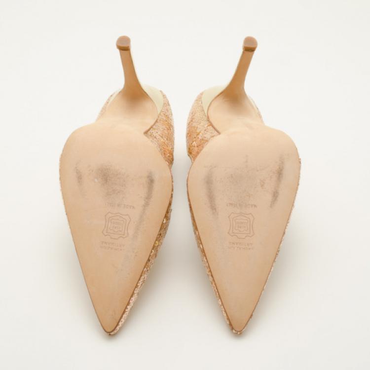 Pre Owned Manolo Blahnik Gold Sequin Pumps Size 35