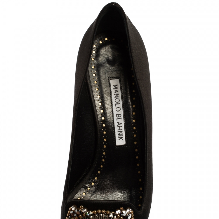 Pre Owned Manolo Blahnik Black Satin Embellished Pumps Size 37