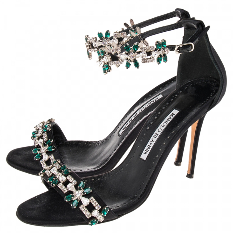 مملوكة مسبقًا Manolo Blahnik Black Satin Embellished Ankle Strap Sandals Size 38.5