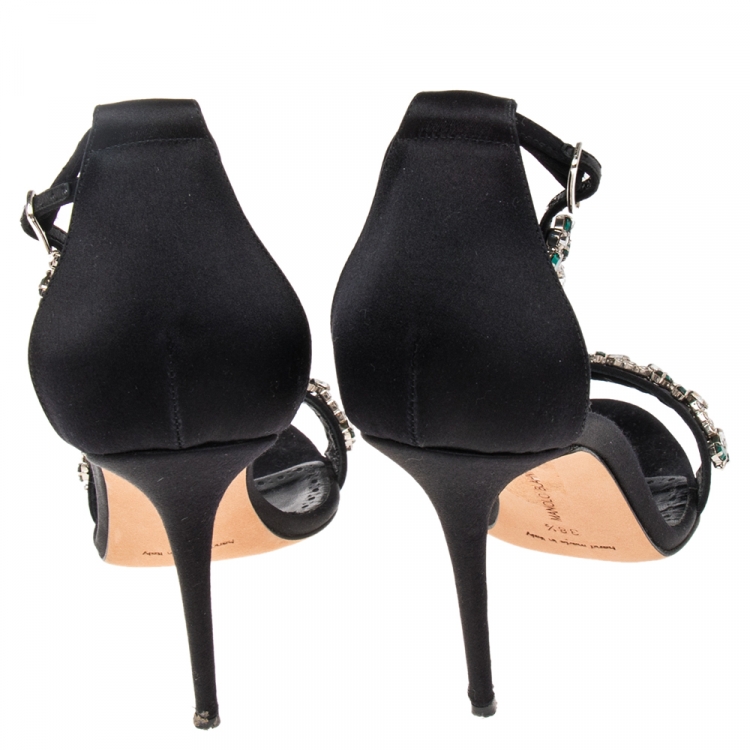 مملوكة مسبقًا Manolo Blahnik Black Satin Embellished Ankle Strap Sandals Size 38.5