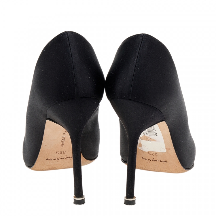 Pre Owned Manolo Blahnik Black Satin Hangisi Pointed Toe Pumps Size 39.5