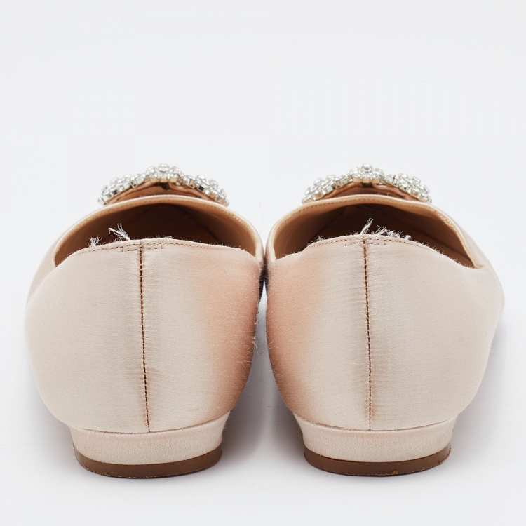 Pre Owned Manolo Blahnik Beige Satin Hangisi Crystal Embellished Ballet Flats Size 38.5