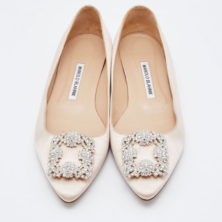 Pre Owned Manolo Blahnik Beige Satin Hangisi Crystal Embellished Ballet Flats Size 38.5