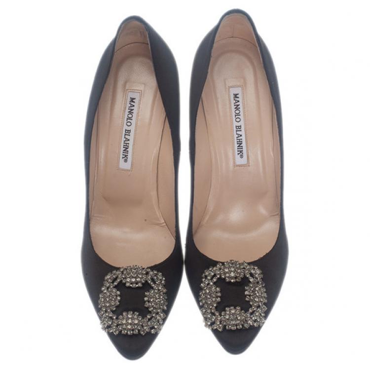 Pre Owned Manolo Blahnik Black Satin Hangisi Embellished Pumps Size 39.5