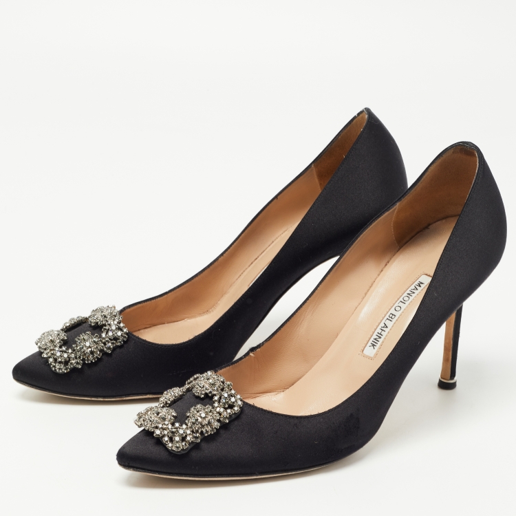 Pre Owned Manolo Blahnik Black Satin Hangisi Pumps Size 41