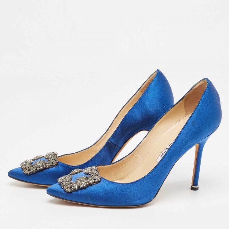 Pre Owned Manolo Blahnik Blue Satin Hangisi Pumps Size 39