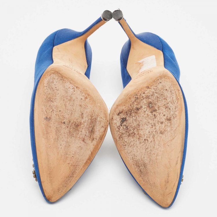 Pre Owned Manolo Blahnik Blue Satin Hangisi Pumps Size 39