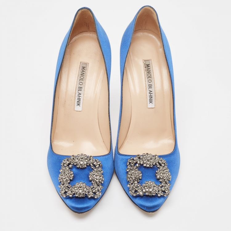 Pre Owned Manolo Blahnik Blue Satin Hangisi Pumps Size 37.5