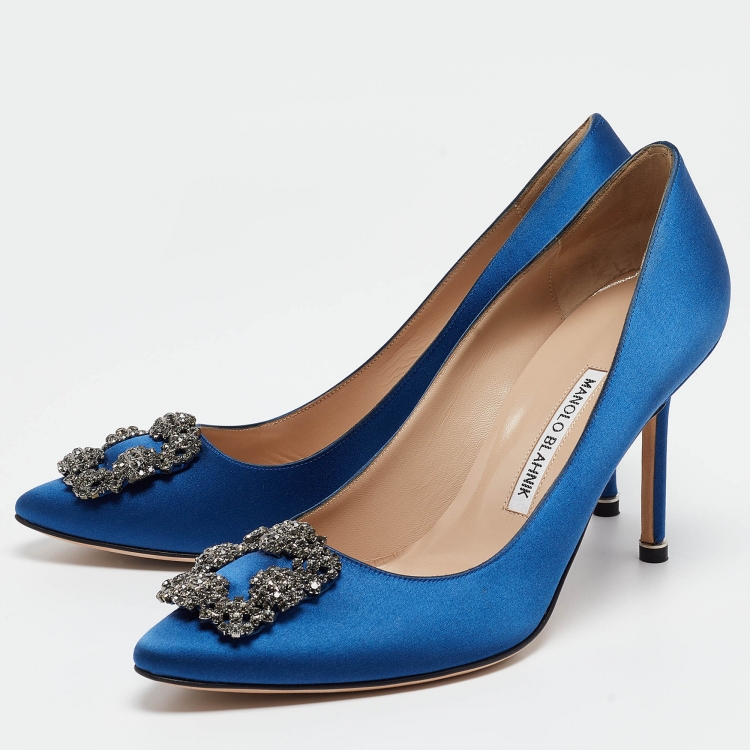 Pre Owned Manolo Blahnik Blue Satin Hangisi Pumps Size 40