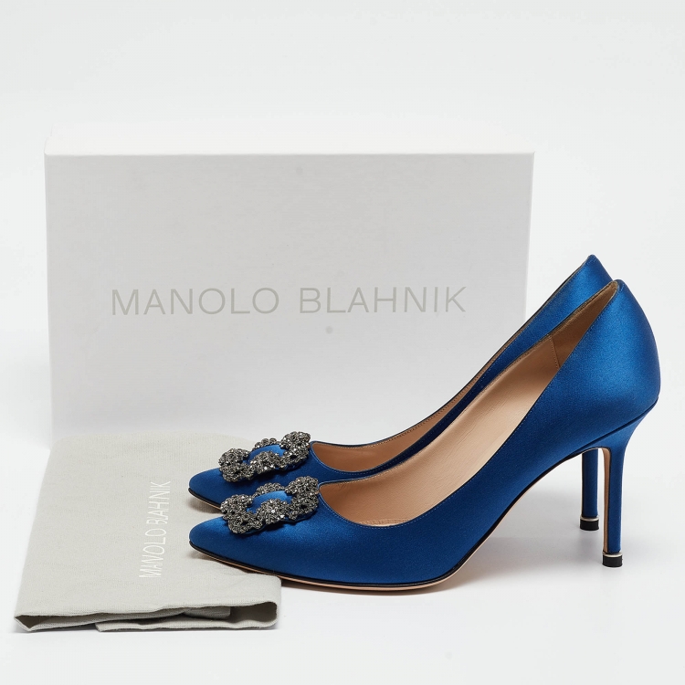 Pre Owned Manolo Blahnik Blue Satin Hangisi Pumps Size 40