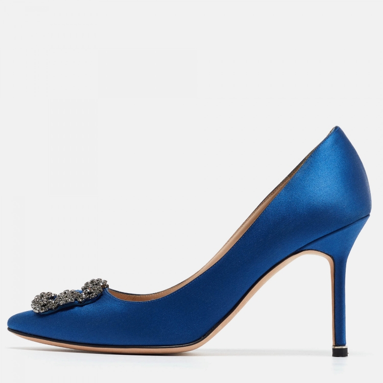Pre Owned Manolo Blahnik Blue Satin Hangisi Pumps Size 40