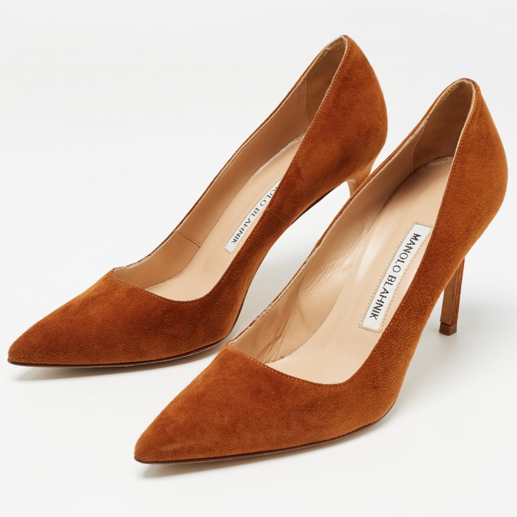 Pre Owned Manolo Blahnik Brown Suede BB Pumps Size 37.5