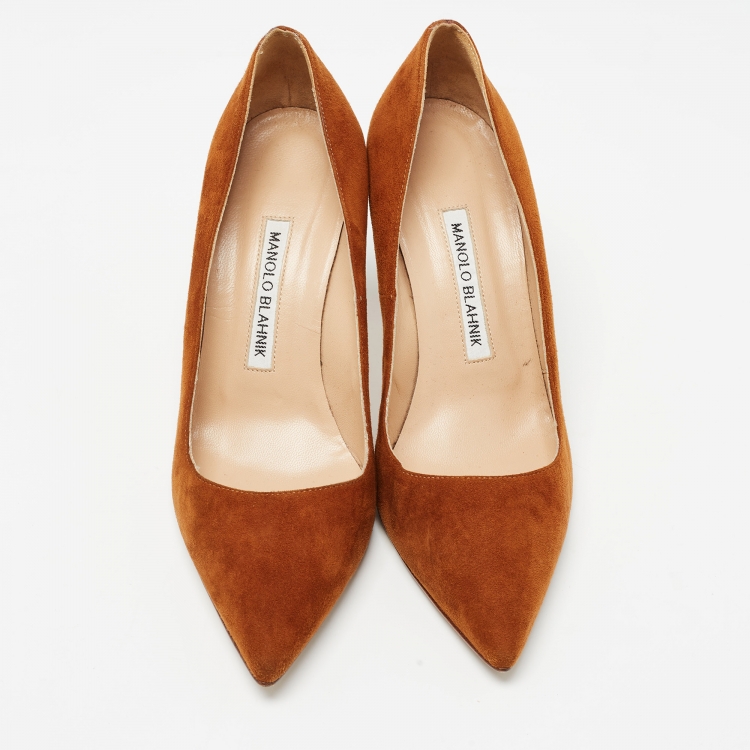 Pre Owned Manolo Blahnik Brown Suede BB Pumps Size 37.5