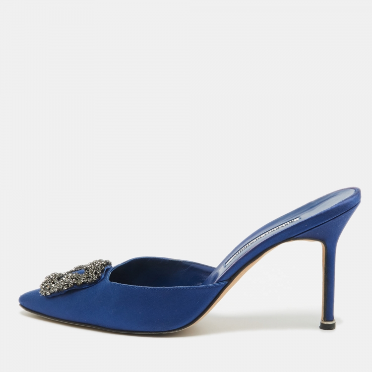 Pre Owned Manolo Blahnik Blue Satin Hangisi Crystal Embellished Mules Size 41