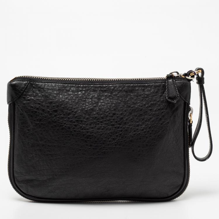 مملوكة مسبقًا Marc by Marc Jacobs Black Leather Expandable Zip Wristlet Clutch