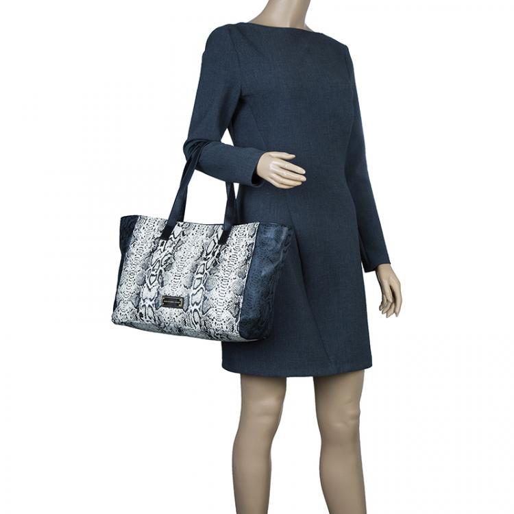 Pre Owned Marc by Marc Jacobs Black/White Leather Here's The T Snake Print Tote