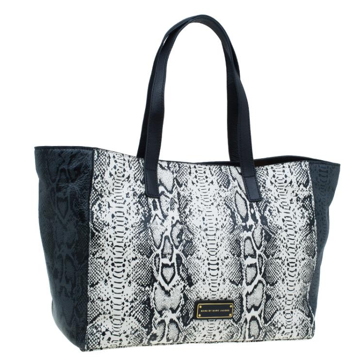 Pre Owned Marc by Marc Jacobs Black/White Leather Here's The T Snake Print Tote