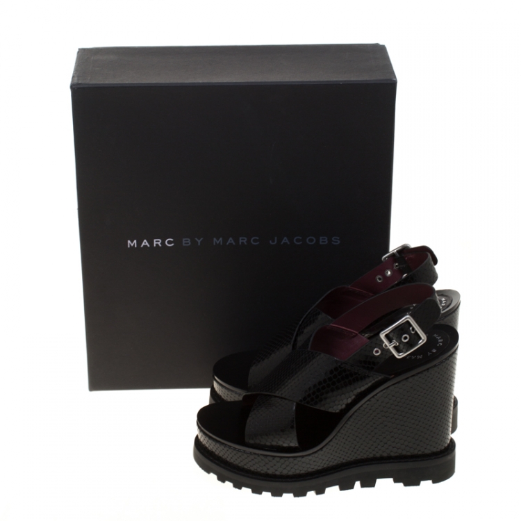 Pre Owned Marc by Marc Jacobs Black Embossed Snakeskin Leather Irving Cross Strap Wedge Sandals Size 38