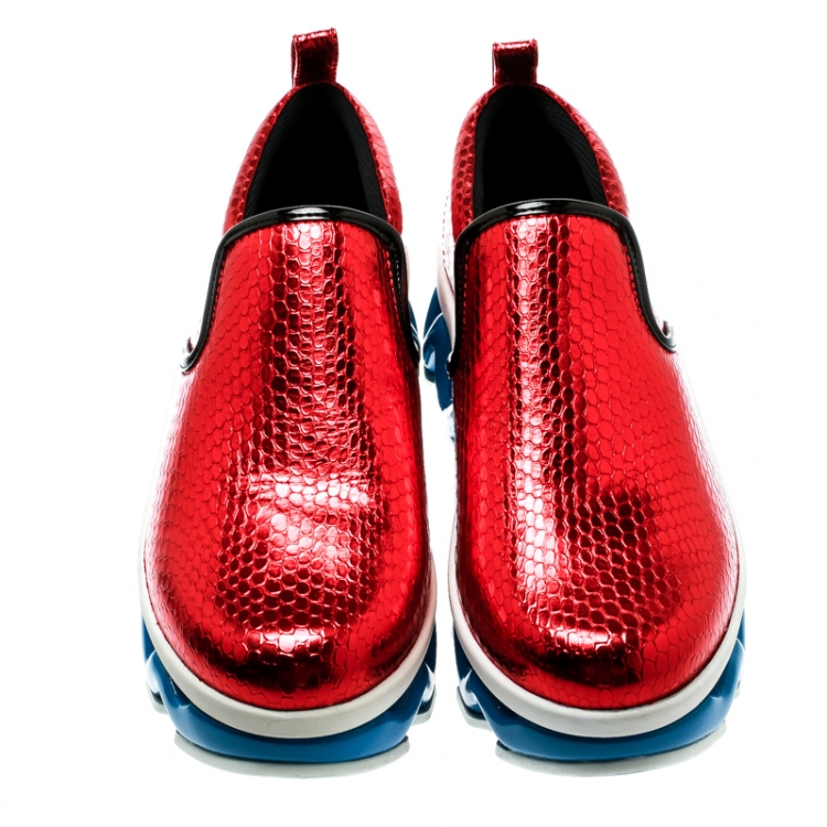 Pre Owned Marc by Marc Jacobs Metallic Red Embossed Snakeskin Leather Ninja Wave Platform Slip On Sneakers Size 39