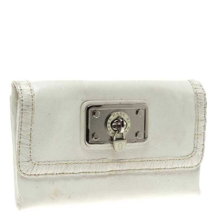 Pre Owned Marc by Marc Jacobs White Leather Tri Fold Long Wallet