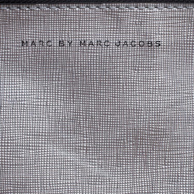 Pre Owned Marc By Marc Jacobs Silver Quilted PVC Metropolitote Bag