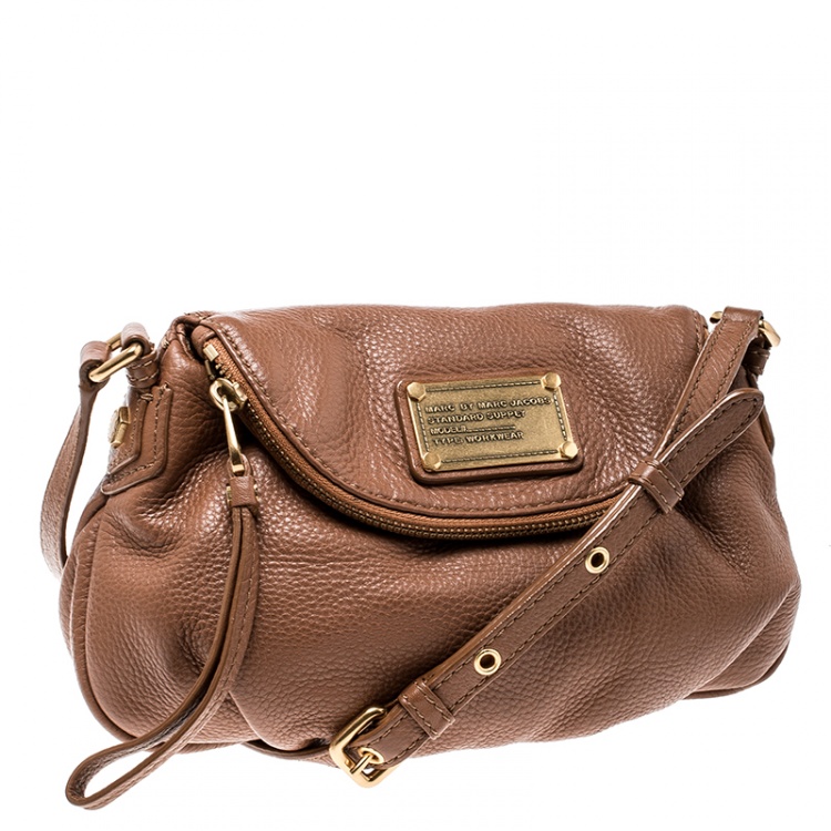 مملوكة مسبقًا Marc by Marc Jacobs Brown Leather Classic Q Natasha Crossbody Bag