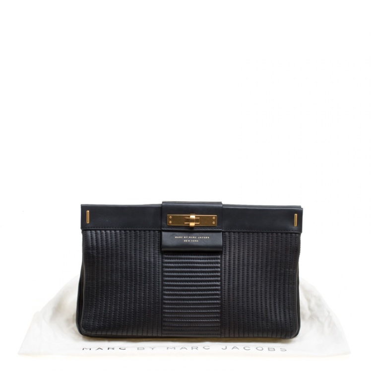 Pre Owned Marc by Marc Jacobs Black Leather East End Lady Rei Clutch 